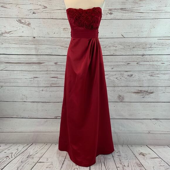 David's Bridal Dresses & Skirts - David’s Bridal red strapless gown flower top